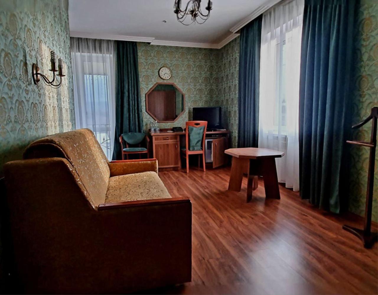 Hermes Resort Hotel With Medical Treatment Truskavets Eksteriør billede